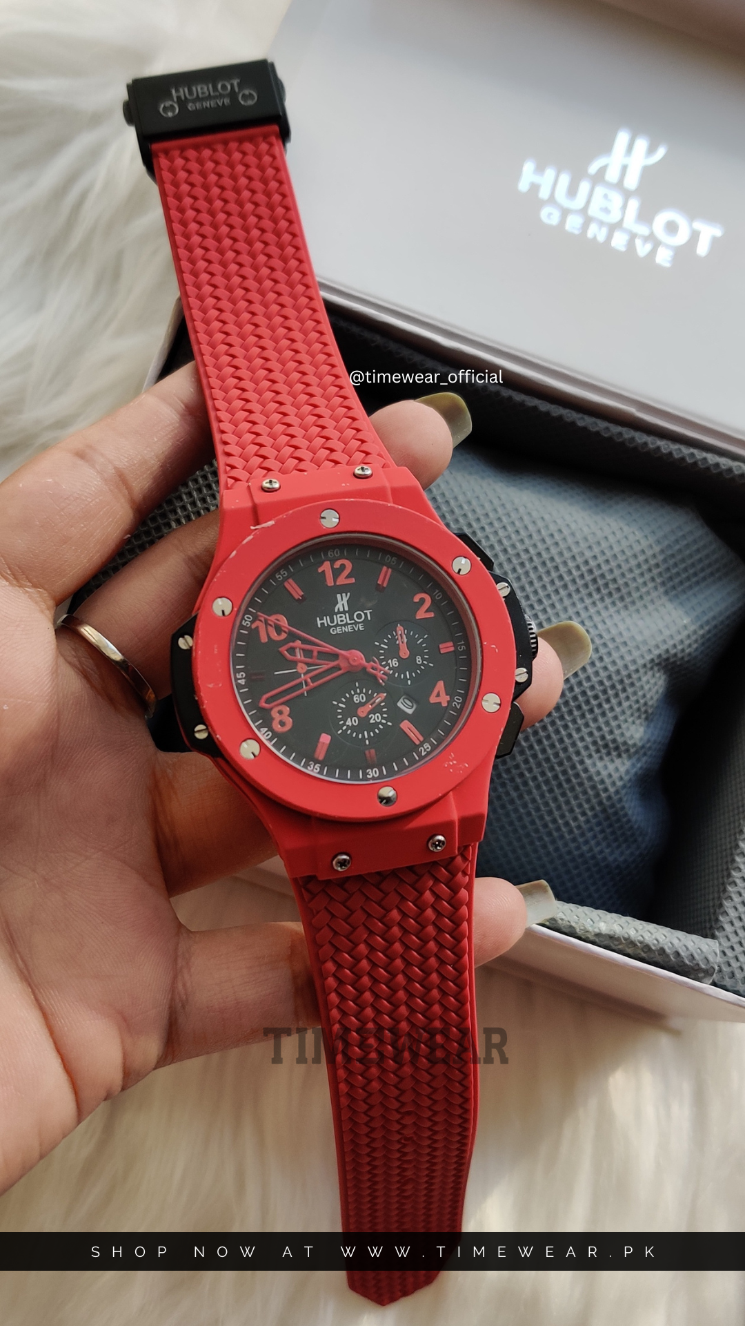 Hublot-Big-Bang-Red-Strap-Master Lock Watch For Men