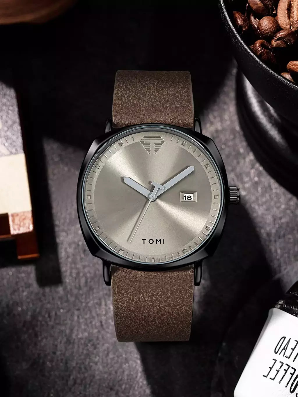 TOMI T-044 Men's Watch Quartz Date Leather Strap